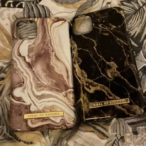 2st Ideal Of Sweden Mobilskal 💗 - 2st mobilskal från Ideal Of Sweden! Superbra skick, Passar till Iphone 11!  Köptes för 698kr! FRAKT ÄR INRÄKNAT I PRISET! !!!!BÅDA FÖR 499KR!!!! 