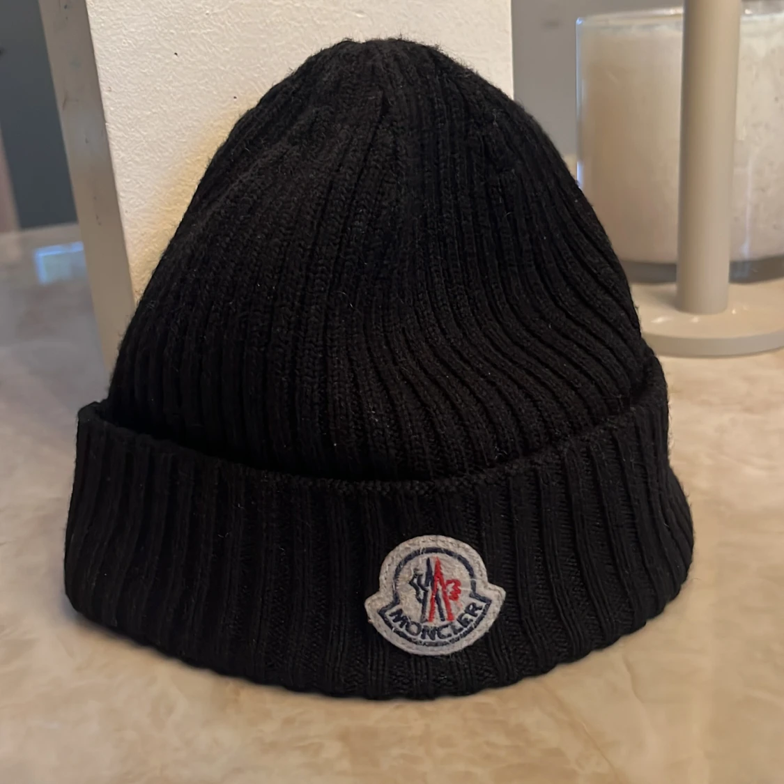 Moncler mössa