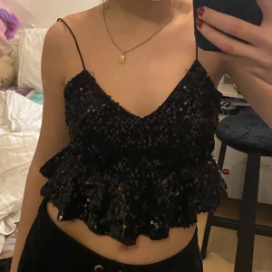 Glittrig topp - En så najs glittrig topp! Perfekt för fest