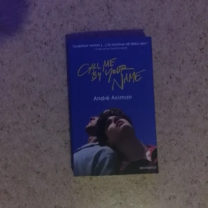call me by your name  - Call me by your name. Väldigt bra bok.261 sidor 