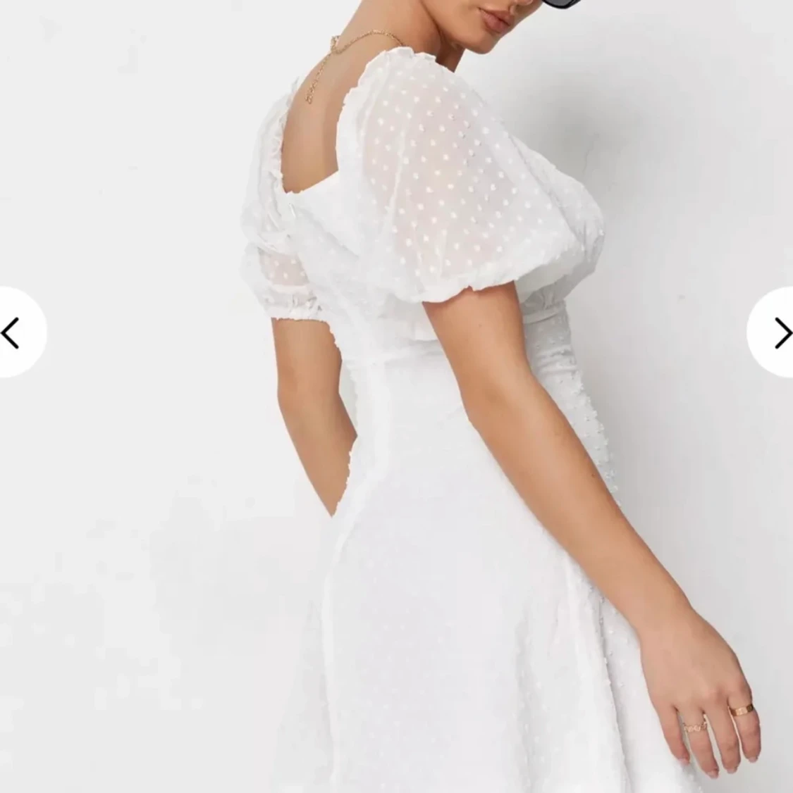 Missguided studentklänning vit klänning - 90