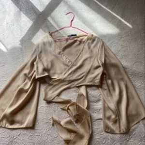 Really cute stylist blouse - Multi way stylish blouse size S