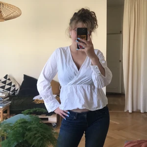 Bik bok tröja i storlek smal - Jätte bekväm, söt och lite pösig tröja. Super fin nu på sommaren!💕