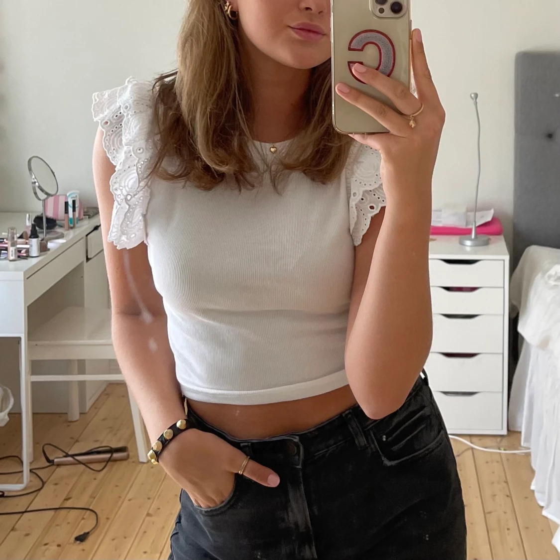 Tröja med volanger - 90