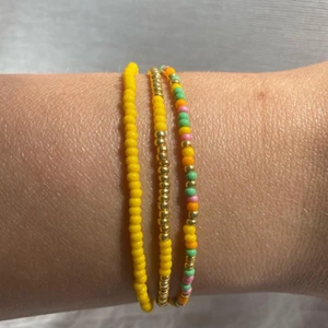 Pärlarmband - 30:- styck💓 Gratis frakt Ge även att designa själv, kolla sista bilden för färgval