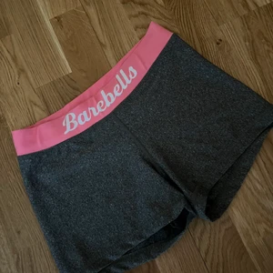 Barebells shorts - Aldrig använda! Stl S, men mer som en XS. 