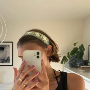 Hårband - Hårband köpt här på plick!