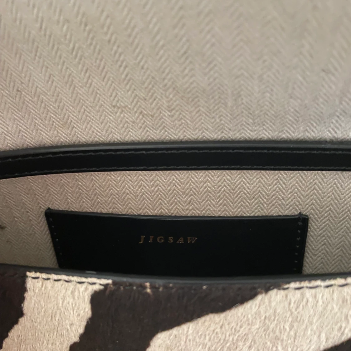 Supersnygg zebra-mönstrad skinnväska  - 91