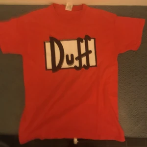 Duff tshirt - Cool t-shirt med Duff tryck på! Skriv för bilder på