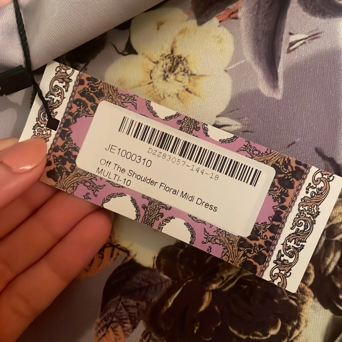 Off shoulder klänning från Bohoo (ny, lappen kvar) - 91