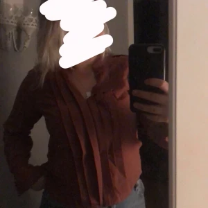 Blus - Jätte fin blus jag aldrig använt💕