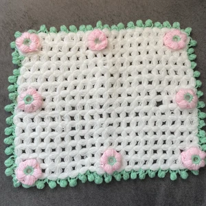 Handgjord tvättlapp🌸😍 - Superfin handgjord tvättlapp i form av en rektangel. Löddrar upp tvål så bra! Frakt på 13kr tillkommer. Skriv om du har frågor🧼🌸🧴