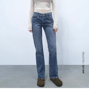Zara jeans  - Säljer mina zara mid rise jeans 💕 storlek 34