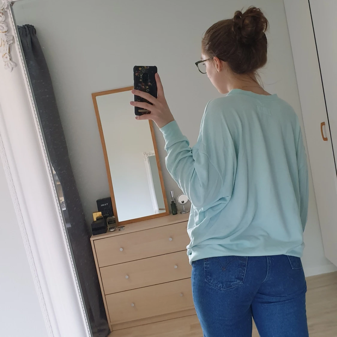 Mintgrönt tröja med tryck - 90