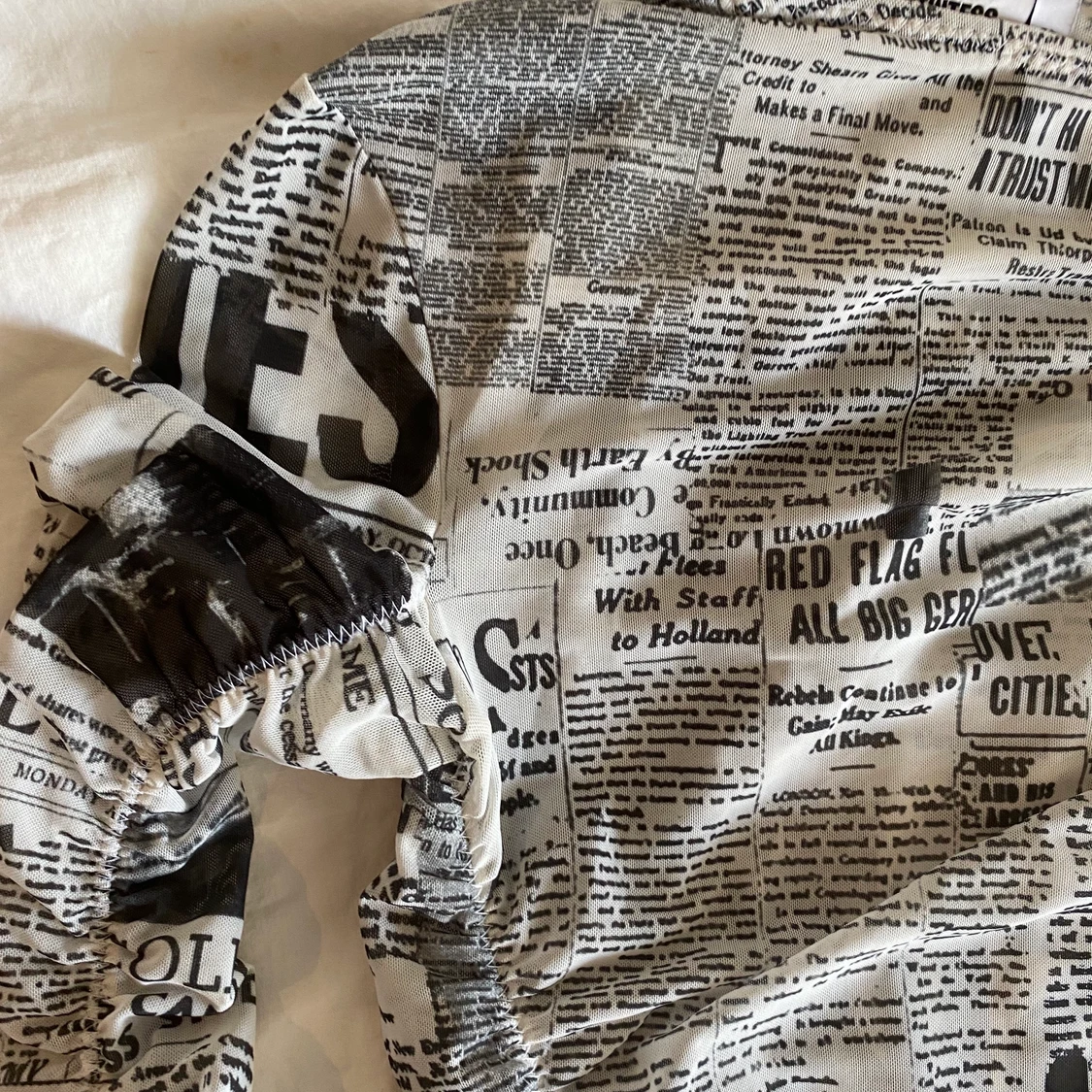 Mesh topp i tidningstryck - 90