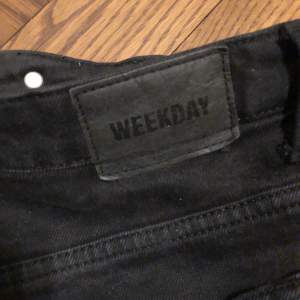 WEEKDAY Mika Jeans  I fint begagnat skick, inget trasigt 