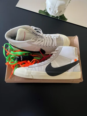 Off white x nike ’Og blazer’ 45 - Nike blazer offwhite og  Size: 45 (us 11/uk10/29 cm) Cond: 9/10, very good! Comes with: OG all except receipt (Damaged shoebox) BIN: 12 000kr + frakt