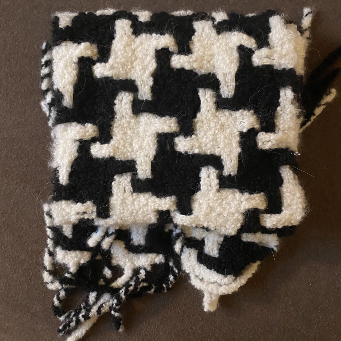 Halsduk från Acne Studios. Ny!  - 91