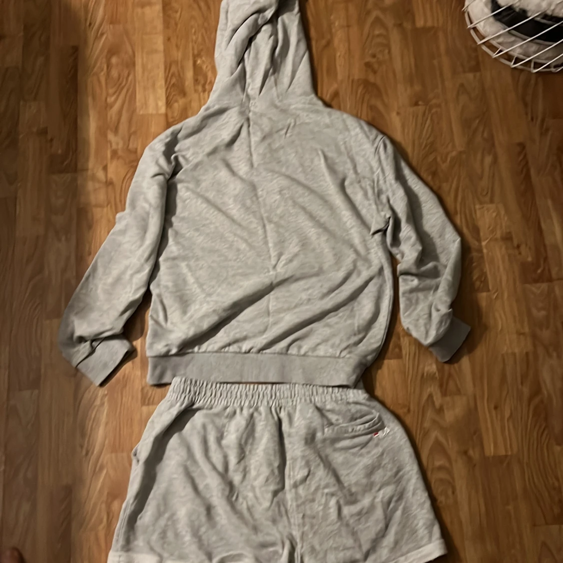 FILA hoodie & shorts - 90