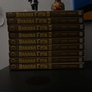Bananafish manga - Bok nr 1, 5,7,8,11,12,13,14 och 15, säljer de för 100kr styck då jag köpte de för lite mer och har inte ens läst de, helt nya!