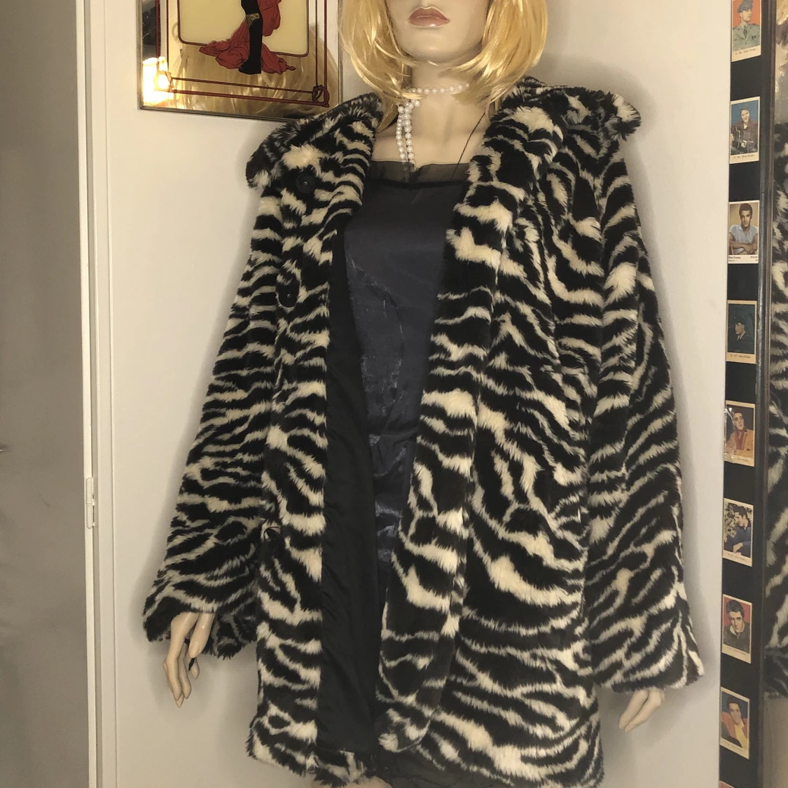 Zebramönstrad jacka i fuskpäls - 90