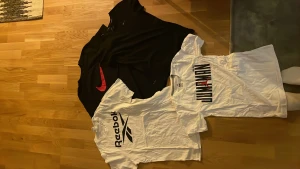 Träning T-shirt - Träning T-Shirt. Nike och Reebok  Köpare står för frakt Alla för 250  En för 50