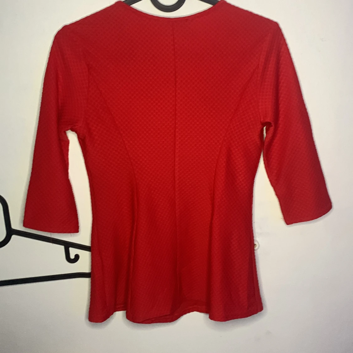 Röd ish-långärmad tröja  - 90