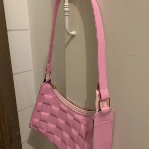 Väska - Från SHEIN  Aldrig använd