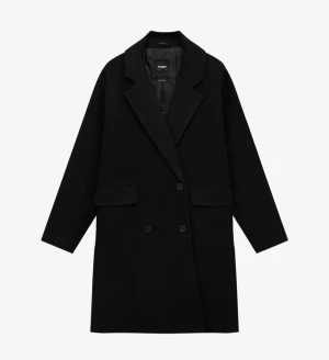 Kappa - En svart lång kappa. Knappt använd då jag har flera kappor. Pris kan diskuteras vid snabbt köp!