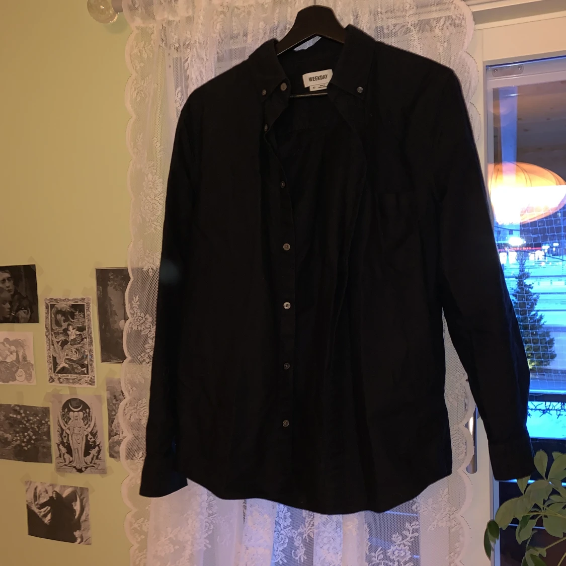 Svart bomullsskjorta