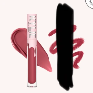 Kylie lipstick - Kylie lipstick från kicks. Endast testad på min hand och i nyskick❤️ säljer bara läppstiftet!!
