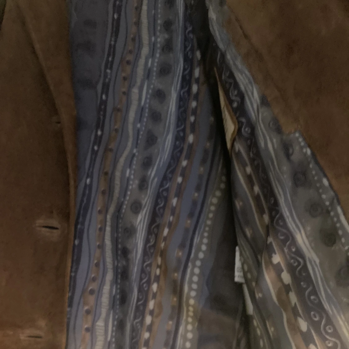 Brun kavaj i skinn - 90