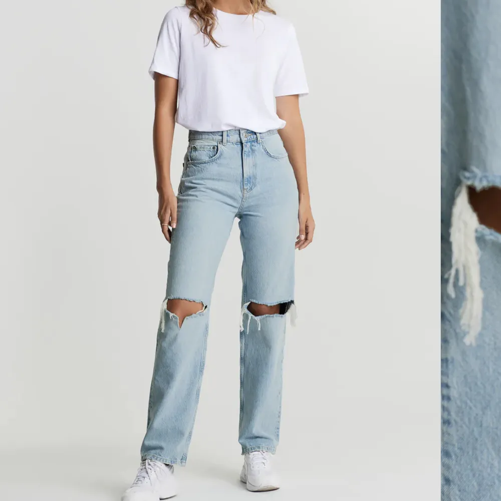 Säljer mina jeans för att dem är för små och kommer inte till användning💗. Jeans & Byxor.