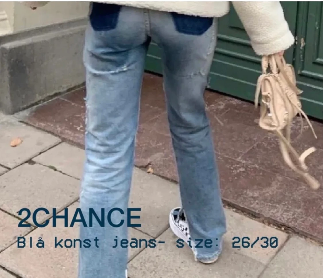 Slutsålda jeans acne studios, blå konst