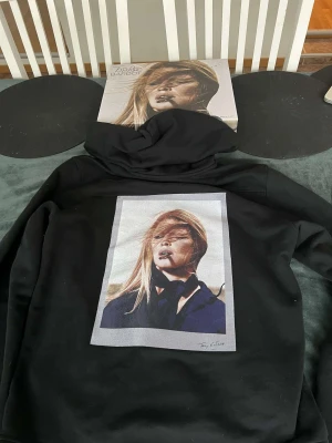 Limitato  - Fint skick som ny  Kom med bud!