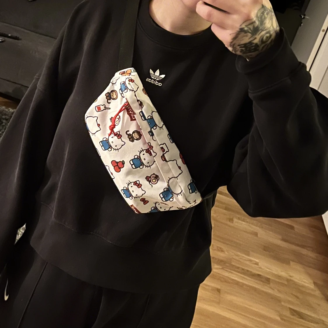 Hello Kitty x Levi’s väska - 91