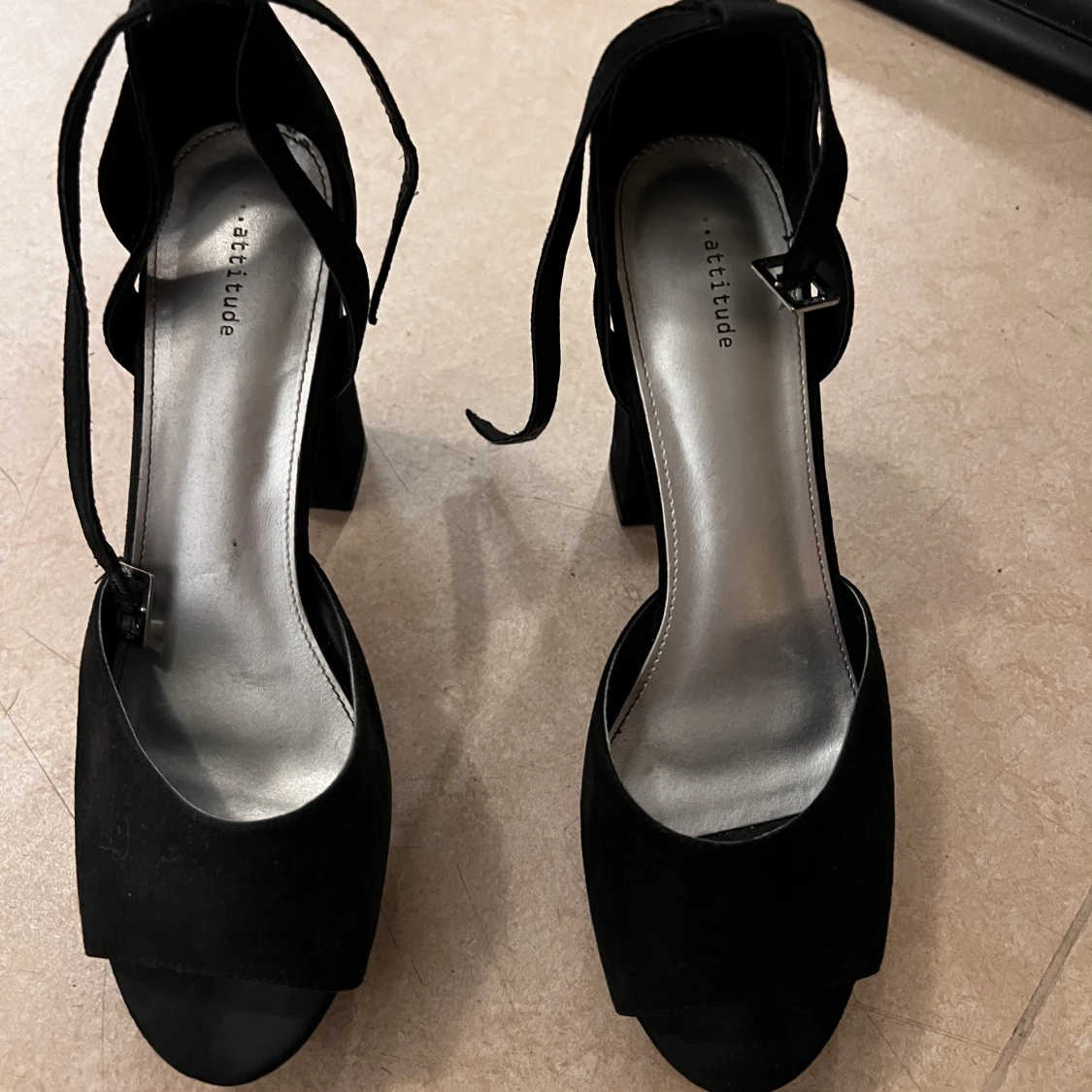 Svarta klackar  - 91