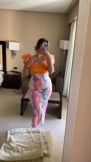 Topp från Zara - Orange Topp från Zara storlek M