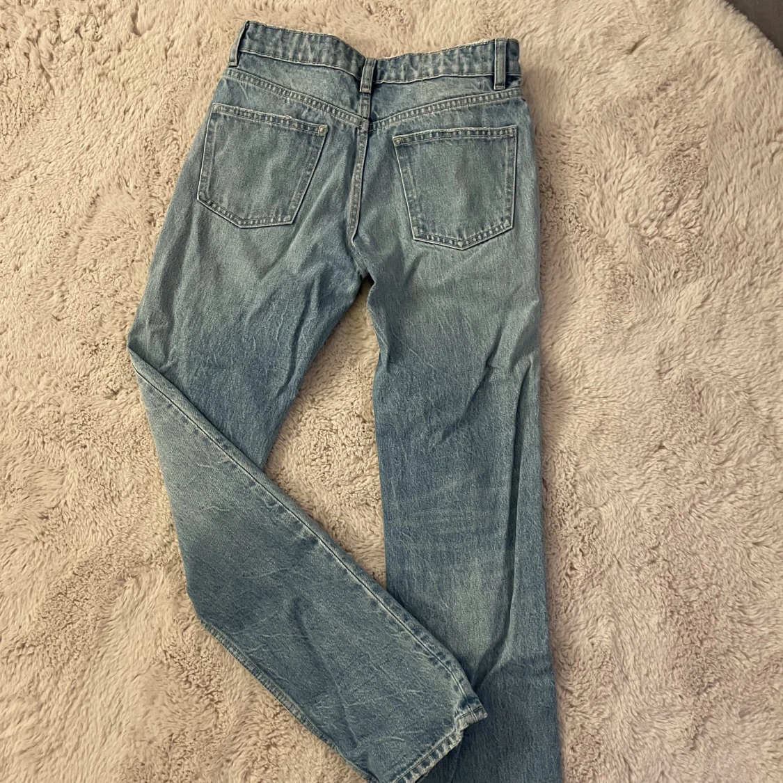 Zara mid rise straight jeans - 91