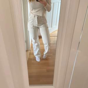 Cargo jeans ifrån Hm🤩 Använda 1gång, köparen står för frakt!!