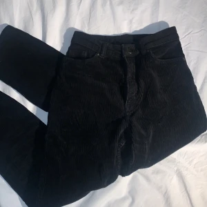 Manchester jeans - Gina Manchester jeans i bra skick. Har dock inte kommit till användning på sistone. 