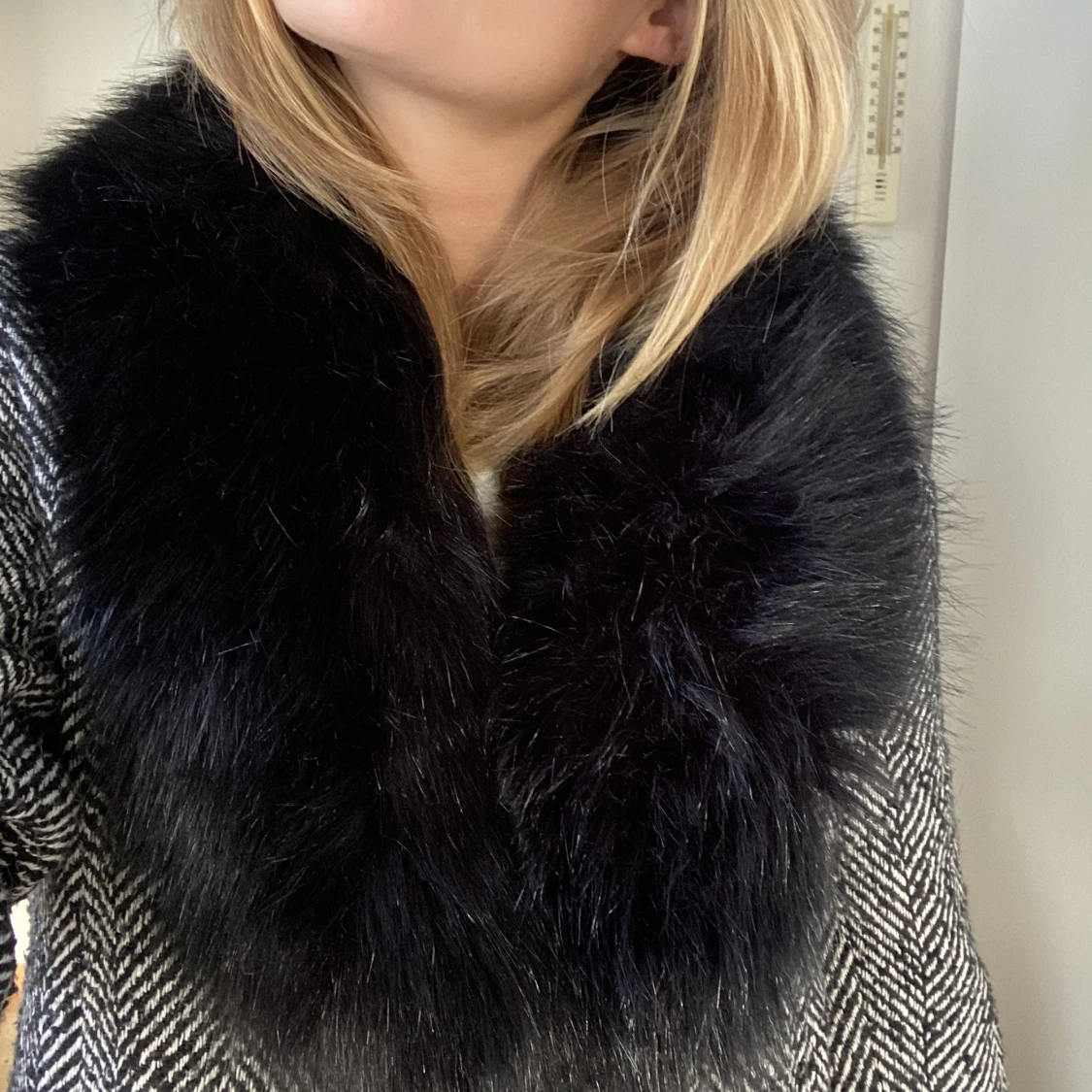 Jacka med fake päls - 90