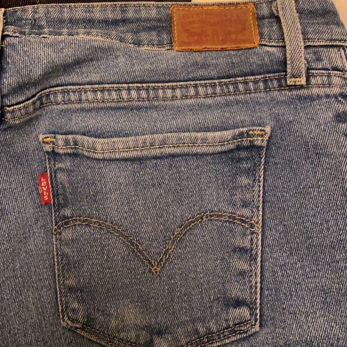 levis jeans