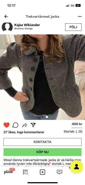 Trekvartsformad jacka - Säljer denna jacka, inte använd, märkte att de inte va min stil men den är så fin! Lånade bilder