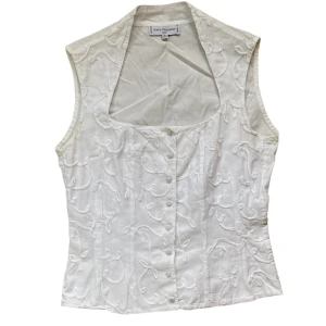 Korsett top Anne Fontaine - Korsett-top från Anne Fontaine. Fri frakt om du köper över 300kr 🎐