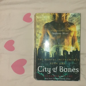 City of bones - Cassandra Clare