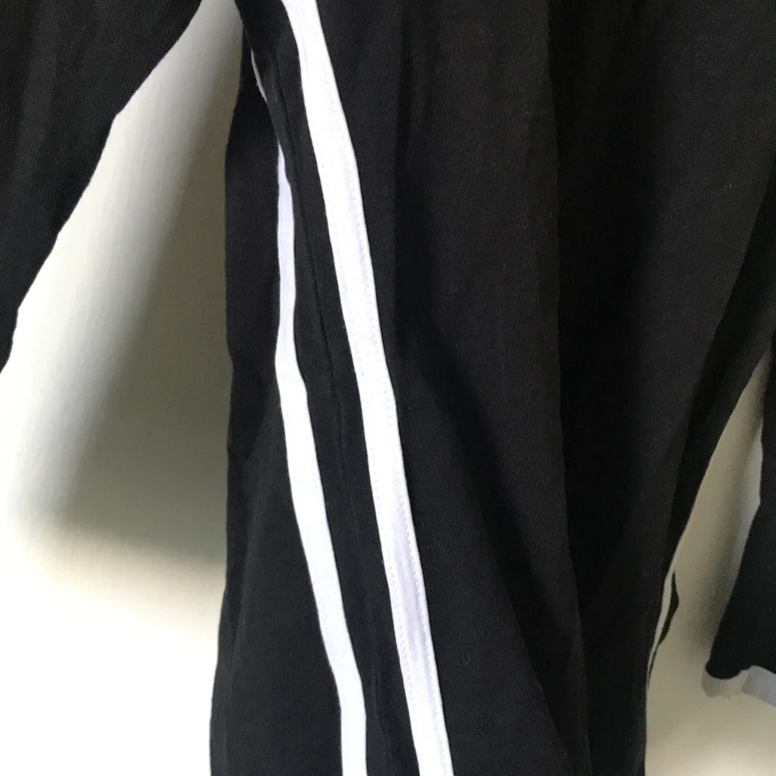 Svart body stl M - 90