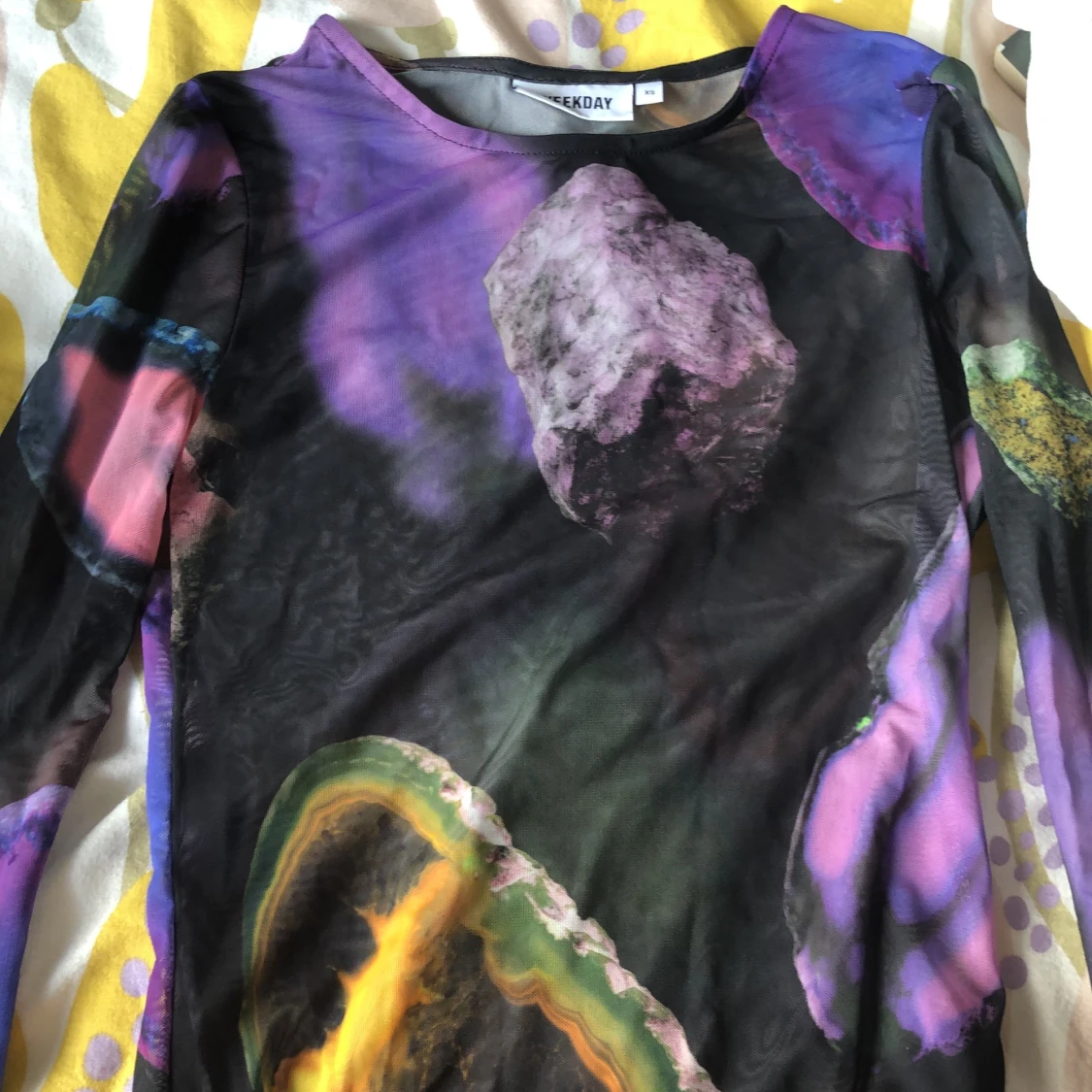 Cool meshtröja från Weekday💗