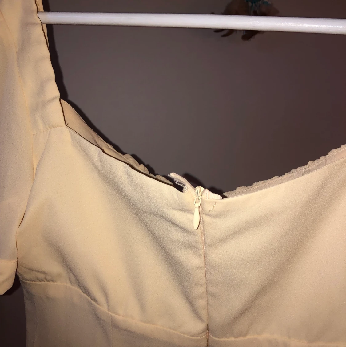 Gul sommarklänning - 91