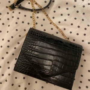 Kuvertväska - Kuvertväska i nyskick.